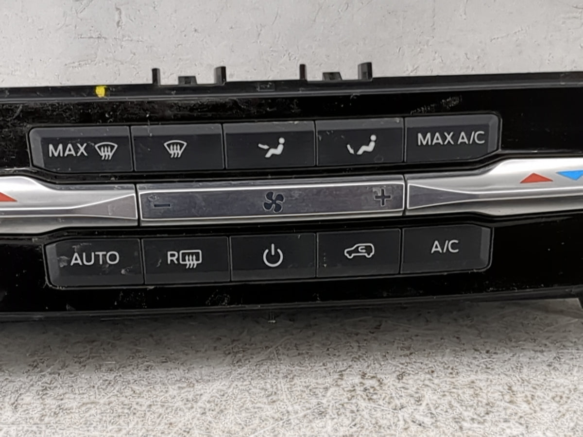 2020 Ford Explorer Climate Control Module Temperature AC/Heater Replacement P/N:LB5T-18C612-HE Fits OEM Used Auto Parts - Oe