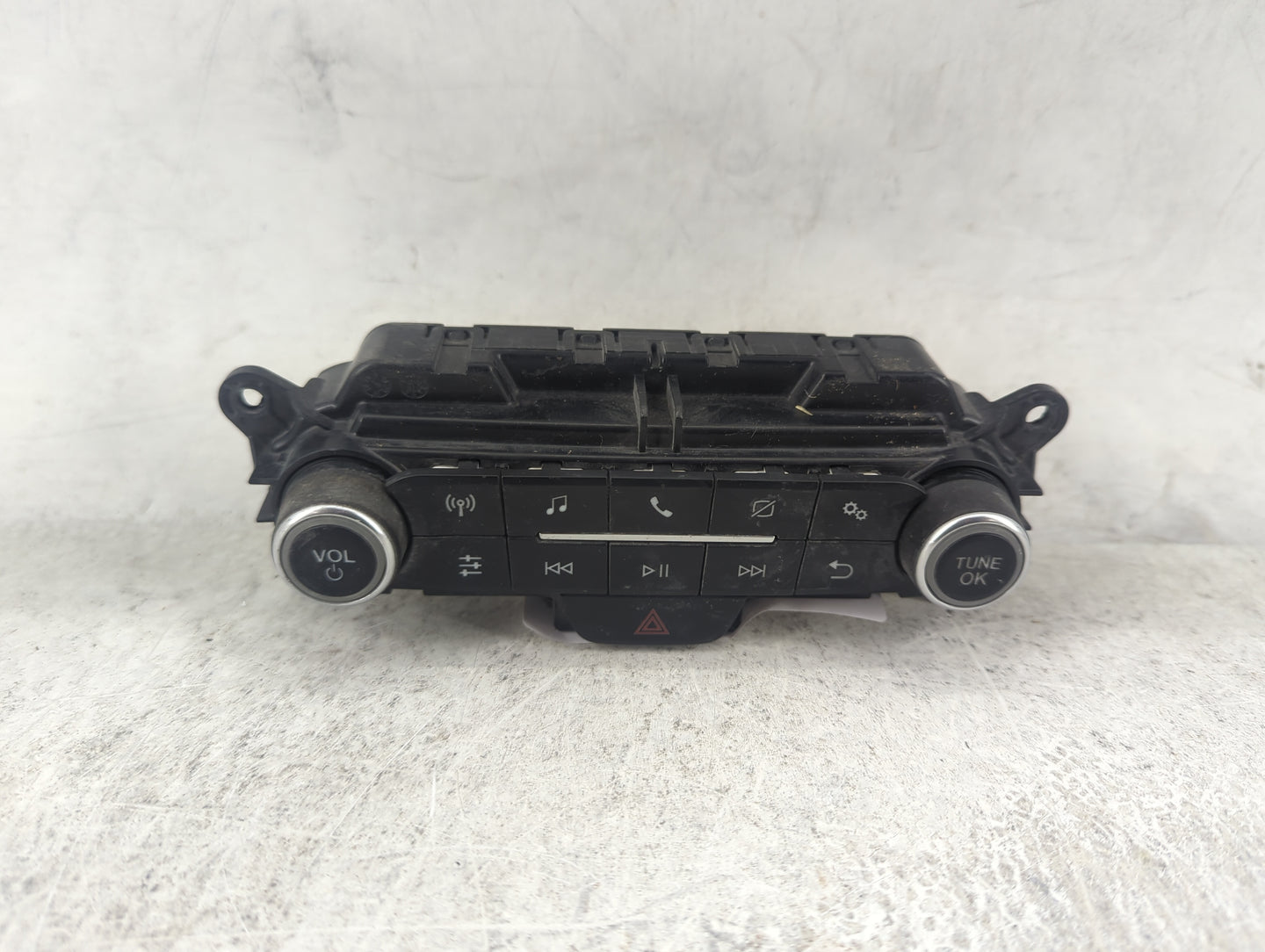 2020 Ford Explorer Radio Control Panel 1494636 - Oemusedautoparts1.com