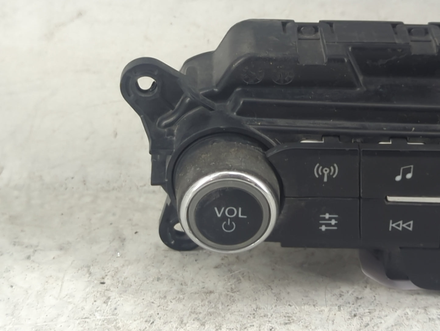 2020 Ford Explorer Radio Control Panel 1494636 - Oemusedautoparts1.com