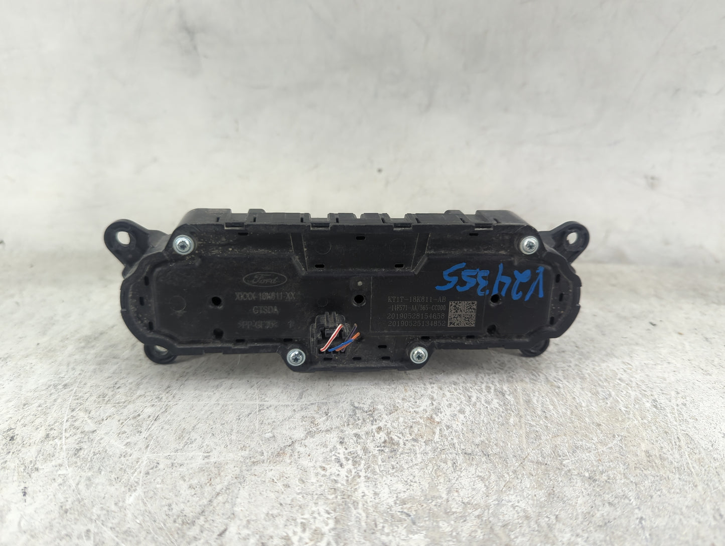 2020 Ford Explorer Radio Control Panel 1494636 - Oemusedautoparts1.com