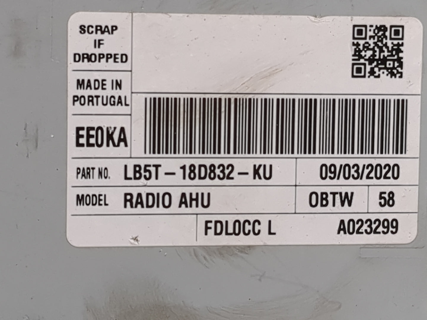 2020-2022 Ford Explorer Radio AM FM Cd Player Receiver Replacement P/N:LB5T-18D832-KU NT8-AHUCHRFORD Fits Fits 2020 2021 202