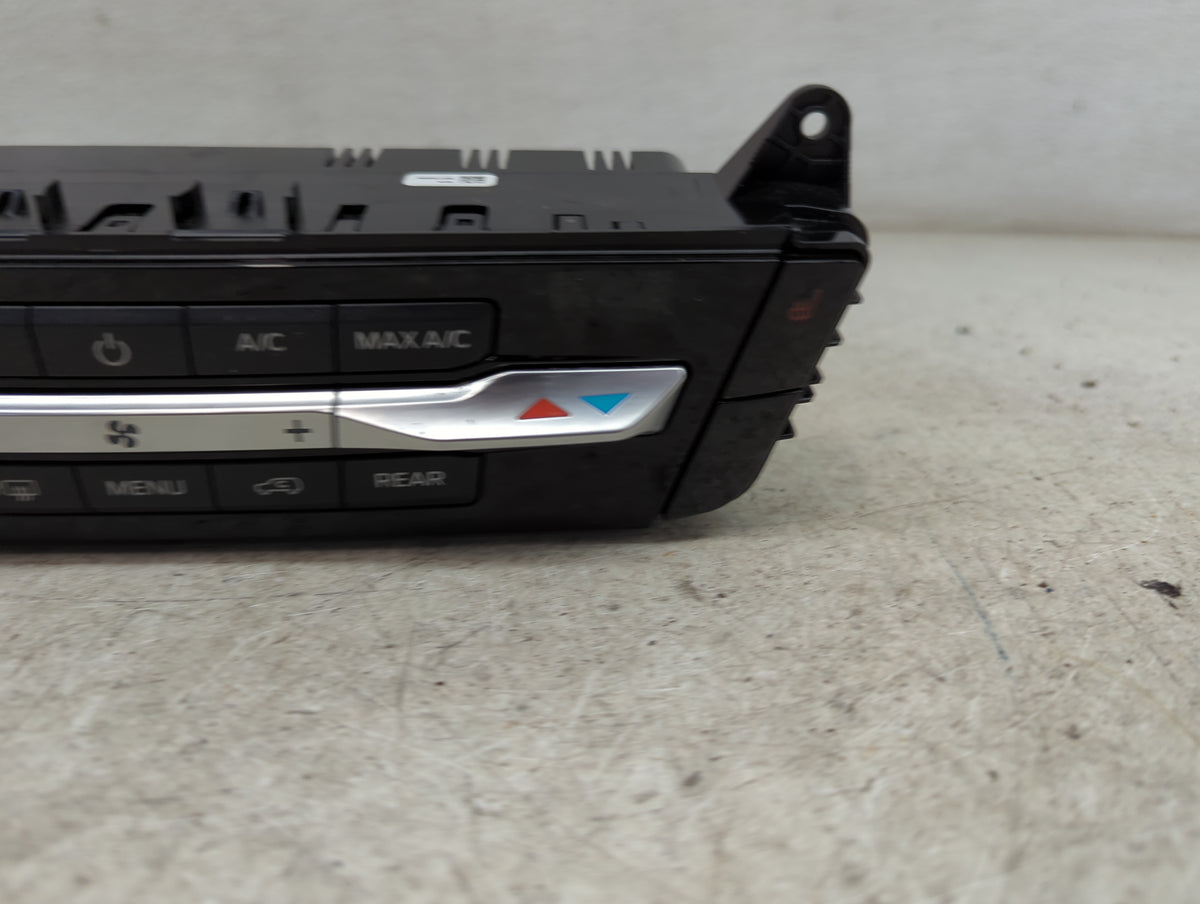 2020 Ford Explorer Climate Control Module Temperature AC/Heater Replacement P/N:LB5T-18C612-DE 90026-501/0008 Fits OEM Used 