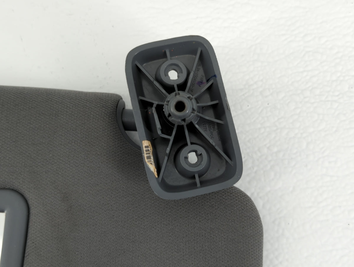 2020 Ford Explorer Sun Visor Shade Replacement Passenger Right Mirror Fits OEM Used Auto Parts - Oemusedautoparts1.com