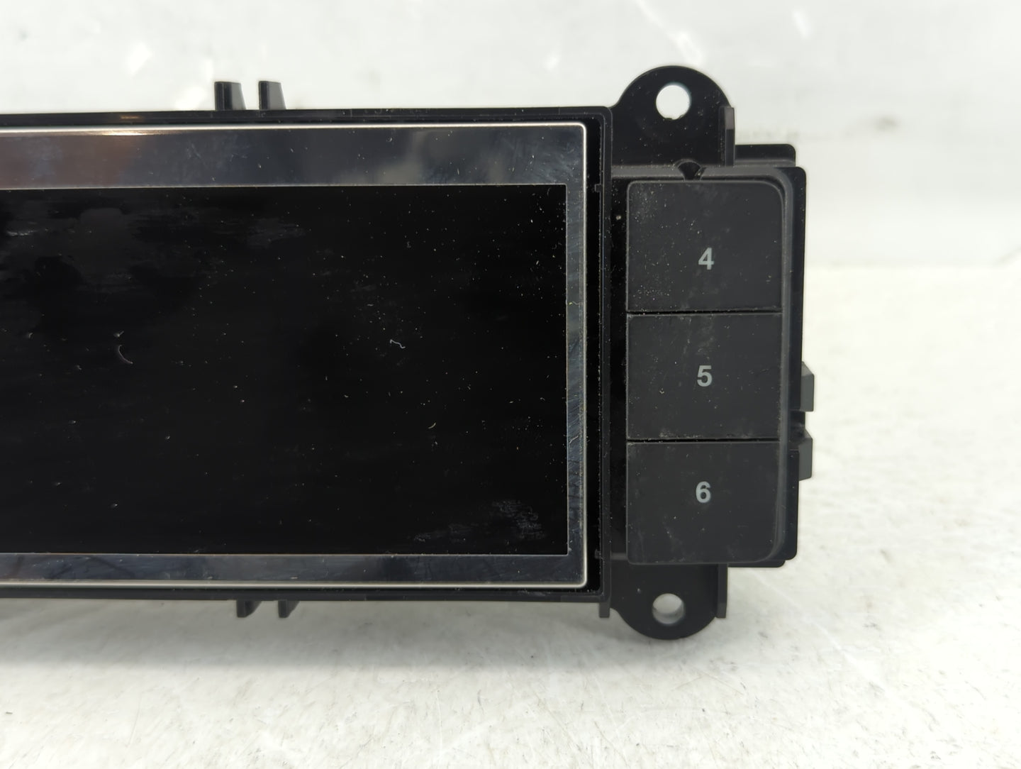 2020 Ford Explorer Information Display Screen - Oemusedautoparts1.com