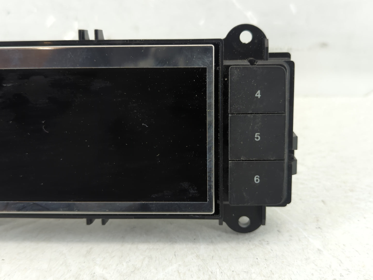 2020 Ford Explorer Information Display Screen - Oemusedautoparts1.com