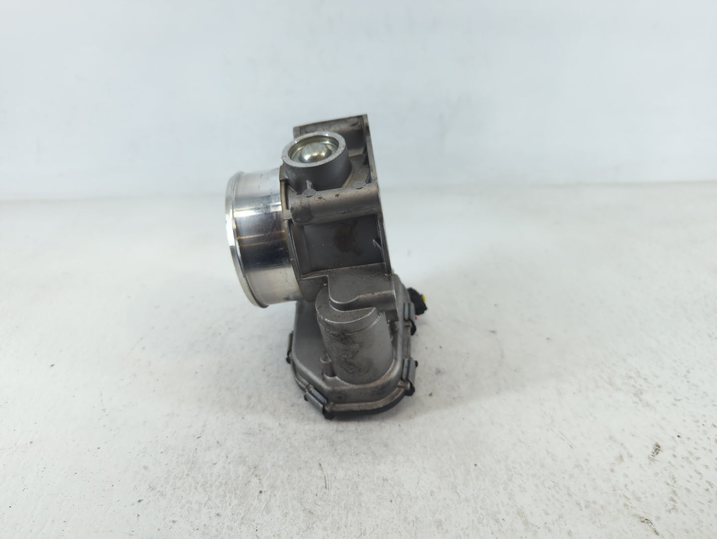 2020-2022 Ford Explorer Throttle Body P/N:HL3E 9F991 AA 02132249 Fits Fits 2017 2018 2019 2020 2021 2022 OEM Used Auto Parts