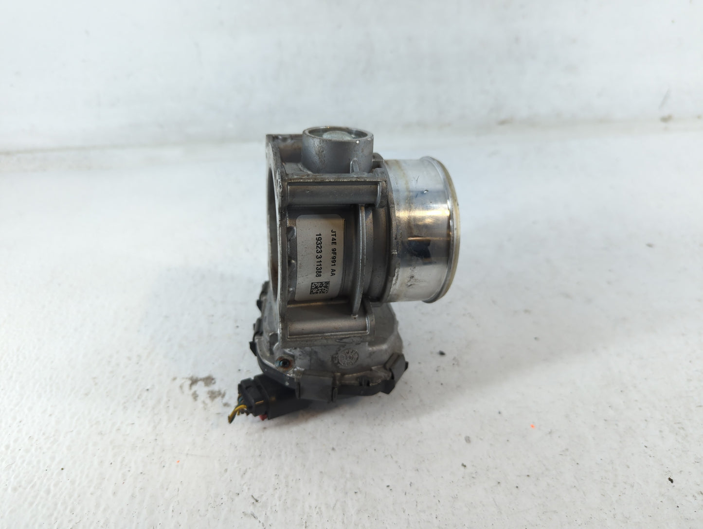 2020-2022 Ford Explorer Throttle Body P/N:19323 3 11388 JT4E 9F991 AA Fits Fits 2018 2019 2020 2021 2022 OEM Used Auto Parts