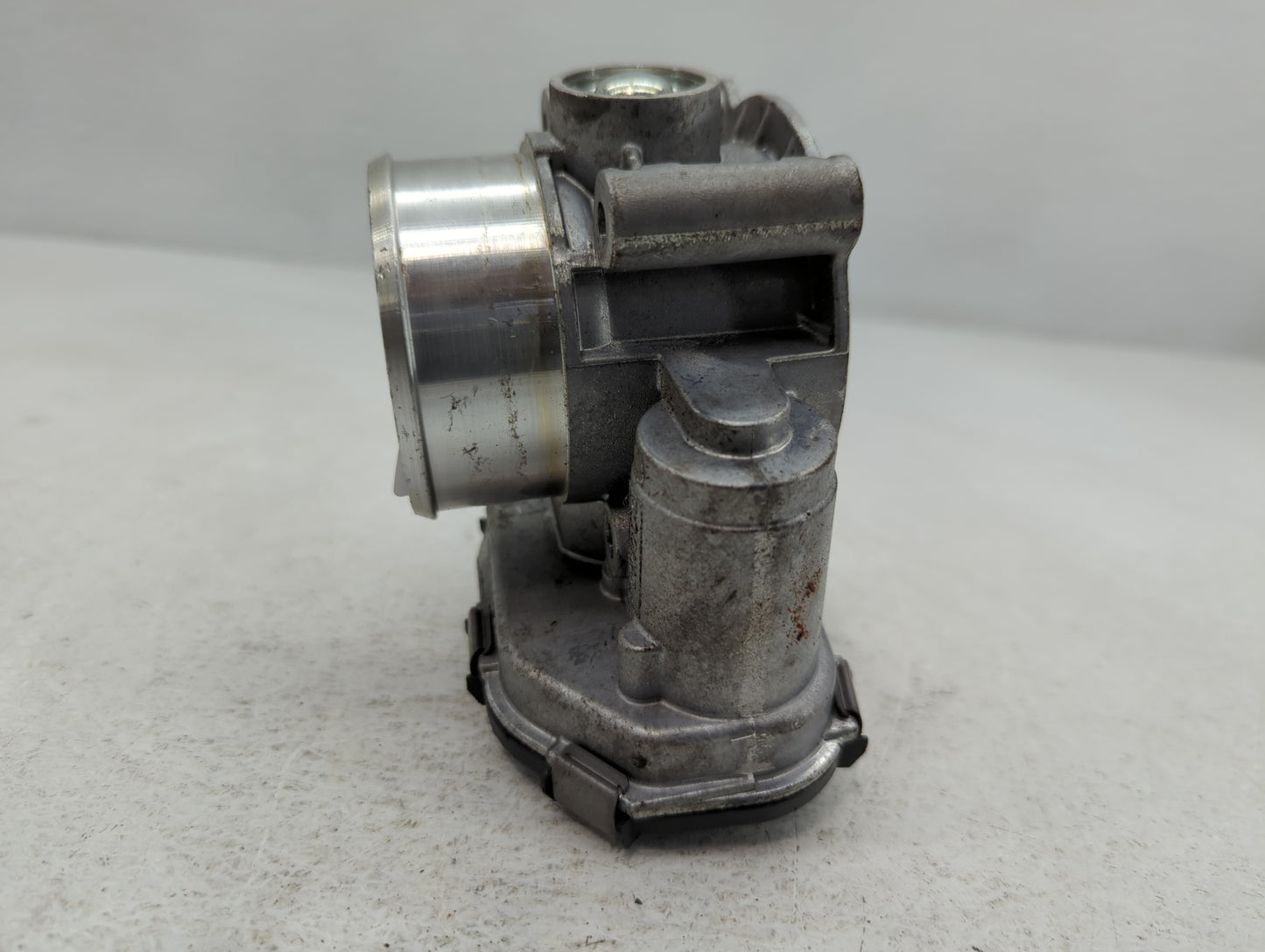 2020-2022 Ford Explorer Throttle Body P/N:JT4E 9F991 AA Fits Fits 2018 2019 2020 2021 2022 OEM Used Auto Parts - Oemusedauto