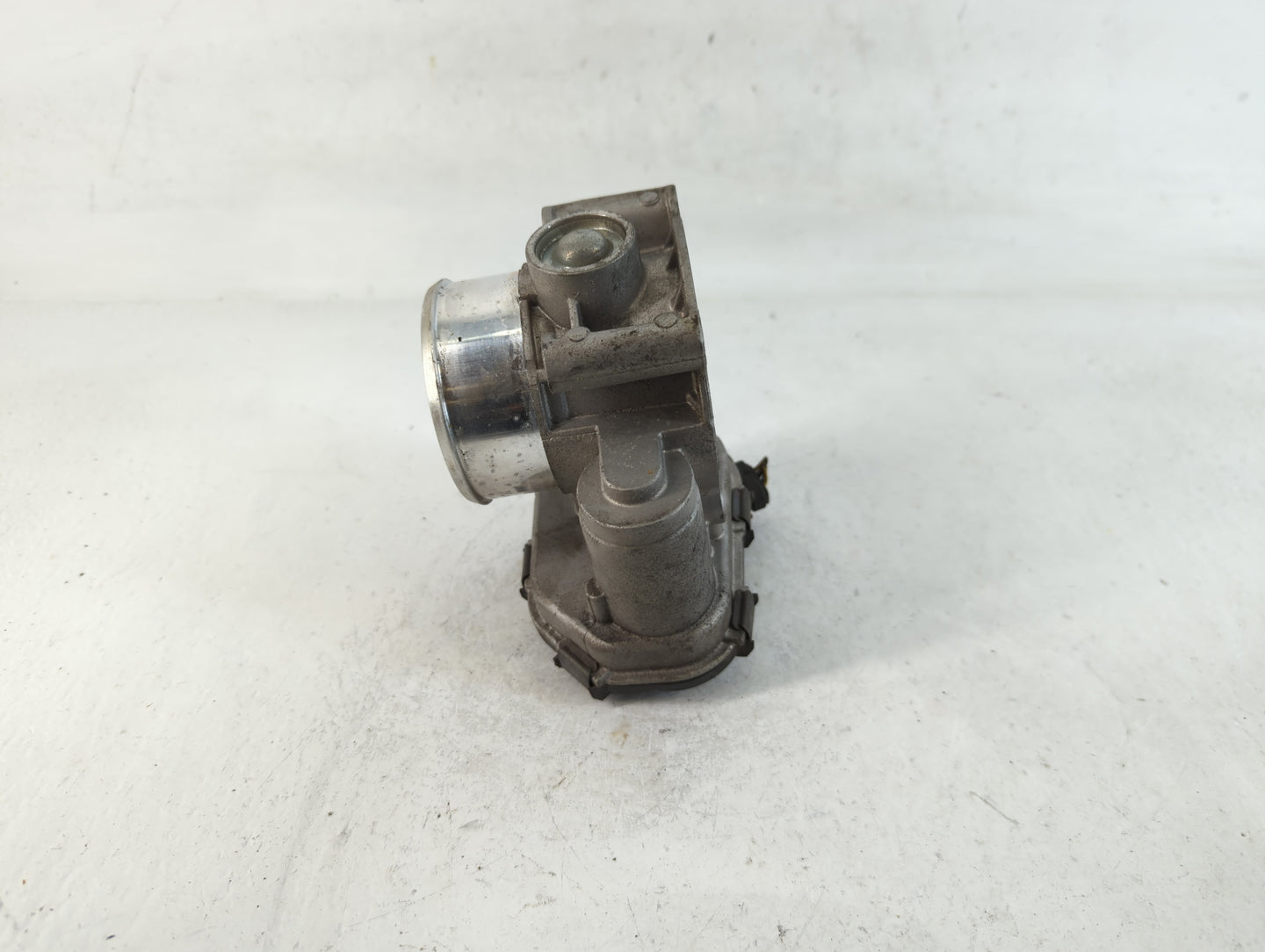 2020-2022 Ford Explorer Throttle Body P/N:JT4E 9F991 AA Fits Fits 2018 2019 2020 2021 2022 OEM Used Auto Parts - Oemusedauto