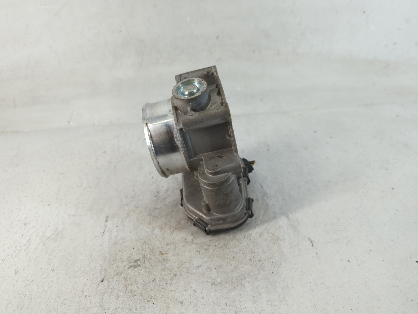 2020-2022 Ford Explorer Throttle Body P/N:HL3E 9F991 AA Fits Fits 2017 2018 2019 2020 2021 2022 OEM Used Auto Parts - Oemuse