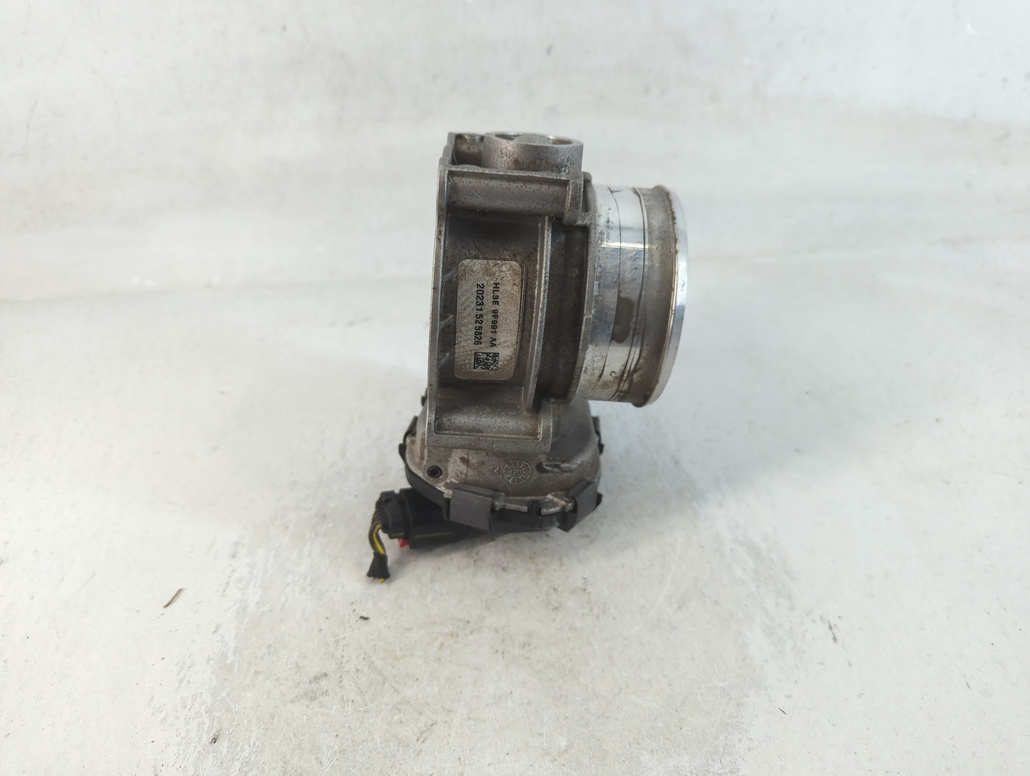 2020-2022 Ford Explorer Throttle Body P/N:HL3E 9F991 AA Fits Fits 2017 2018 2019 2020 2021 2022 OEM Used Auto Parts - Oemuse