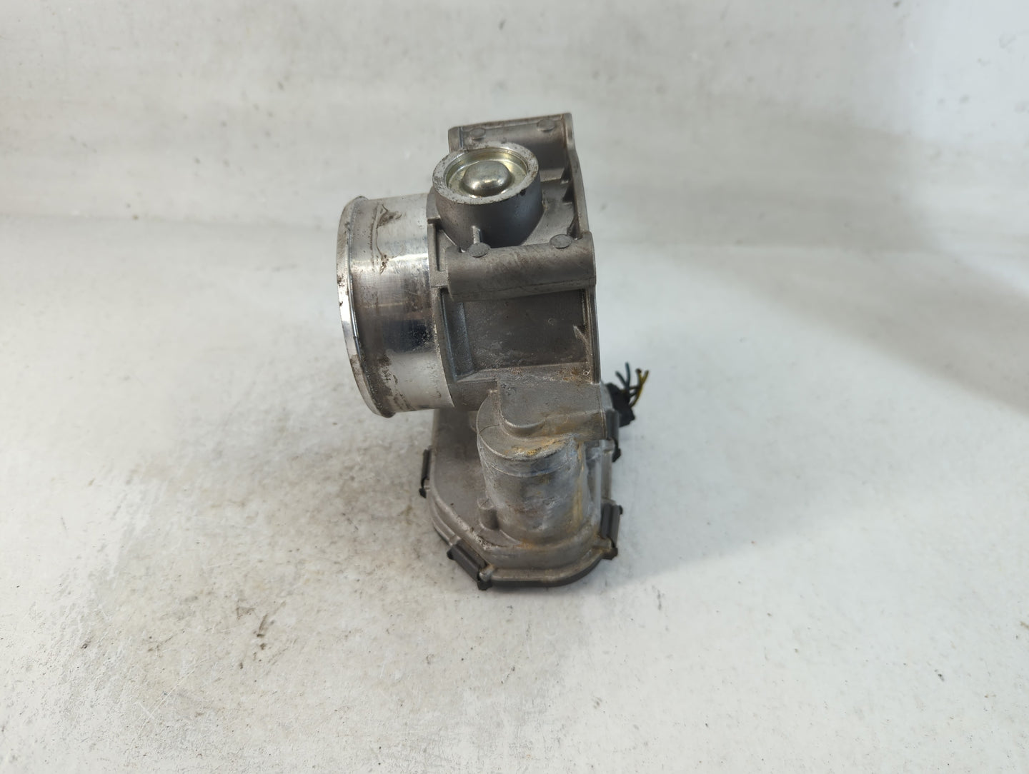 2020-2022 Ford Explorer Throttle Body P/N:20055 52 4608 HL3E 9F991 AA Fits Fits 2017 2018 2019 2020 2021 2022 OEM Used Auto 