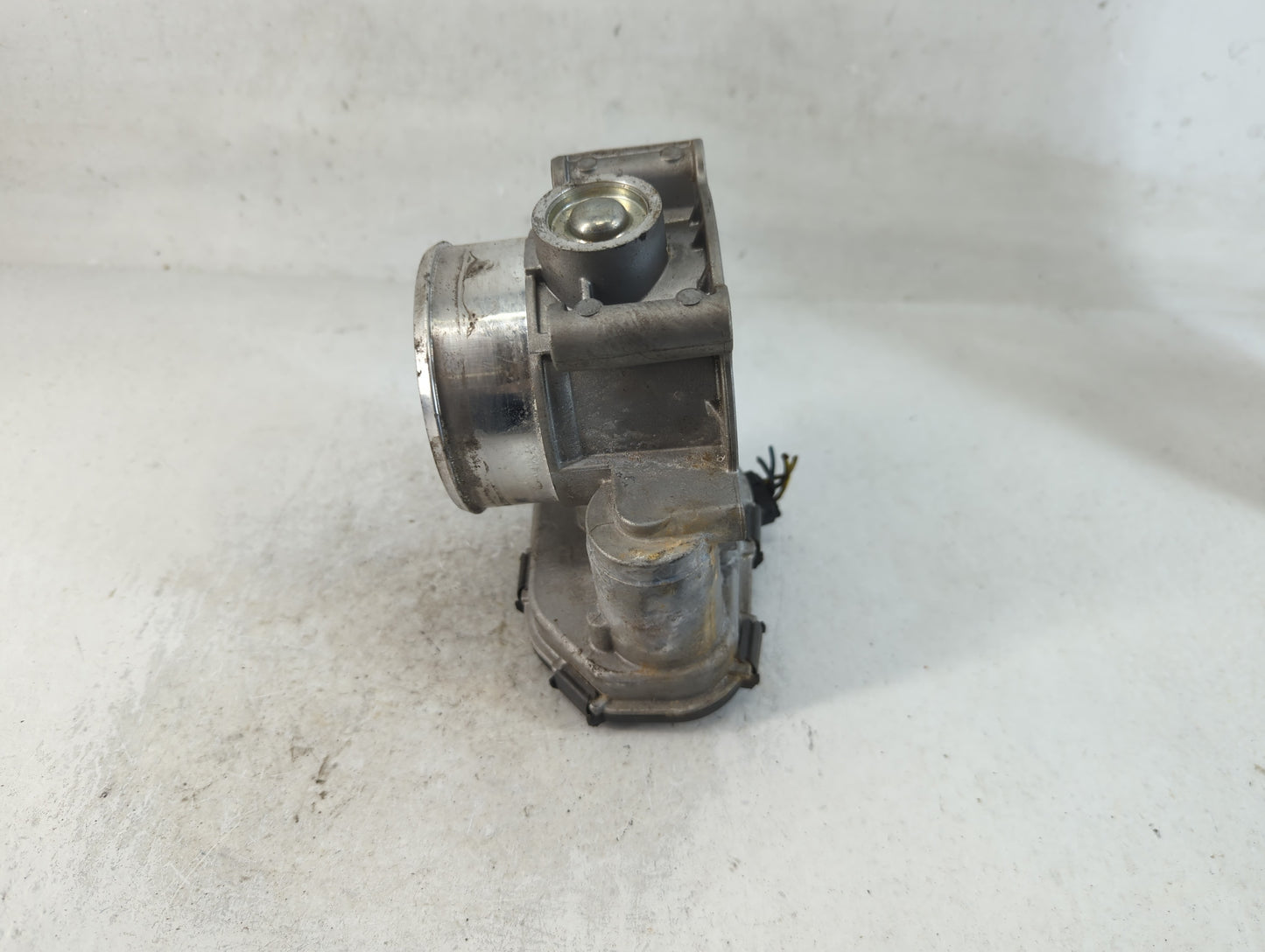 2020-2022 Ford Explorer Throttle Body P/N:20055 52 4608 HL3E 9F991 AA Fits Fits 2017 2018 2019 2020 2021 2022 OEM Used Auto 