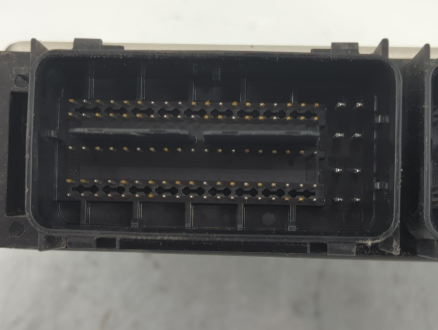 2020-2021 Ford Explorer PCM Engine Control Computer ECU ECM PCU OEM P/N:LB5A-12B684-AHA LB5A-12A650-BNB Fits Fits 2020 2021 
