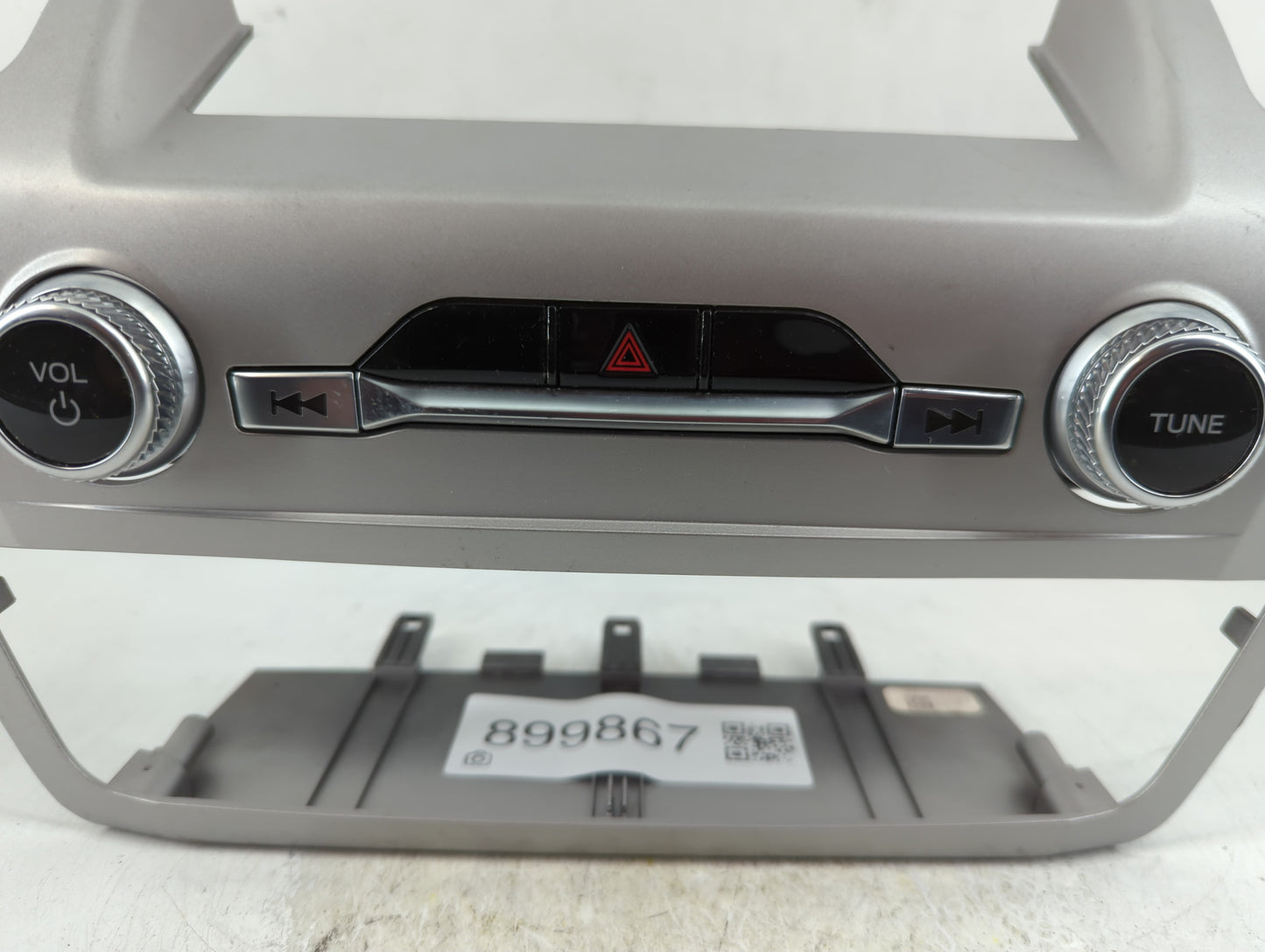 2020 Ford Explorer Radio AM FM Cd Player Receiver Replacement P/N:LB5T-18K811-AM Fits OEM Used Auto Parts - Oemusedautoparts