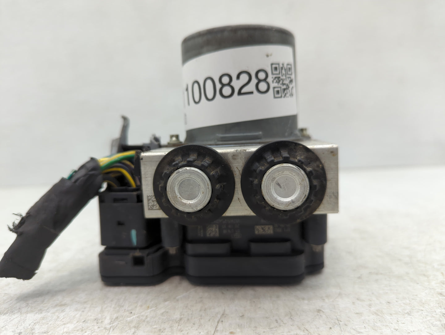 2019-2020 Ford F-150 ABS Pump Control Module Replacement P/N:KL34-2B373-AE Fits Fits 2019 2020 OEM Used Auto Parts - Oemused