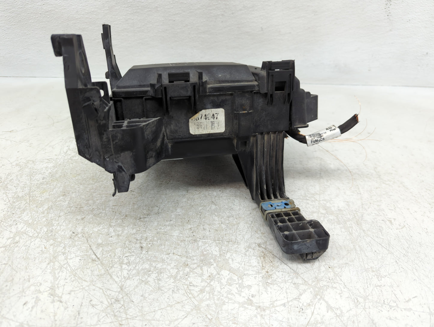 2018-2020 Ford F-150 Fusebox Fuse Box Panel Relay Module Fits Fits 2018 2019 2020 OEM Used Auto Parts - Oemusedautoparts1.co