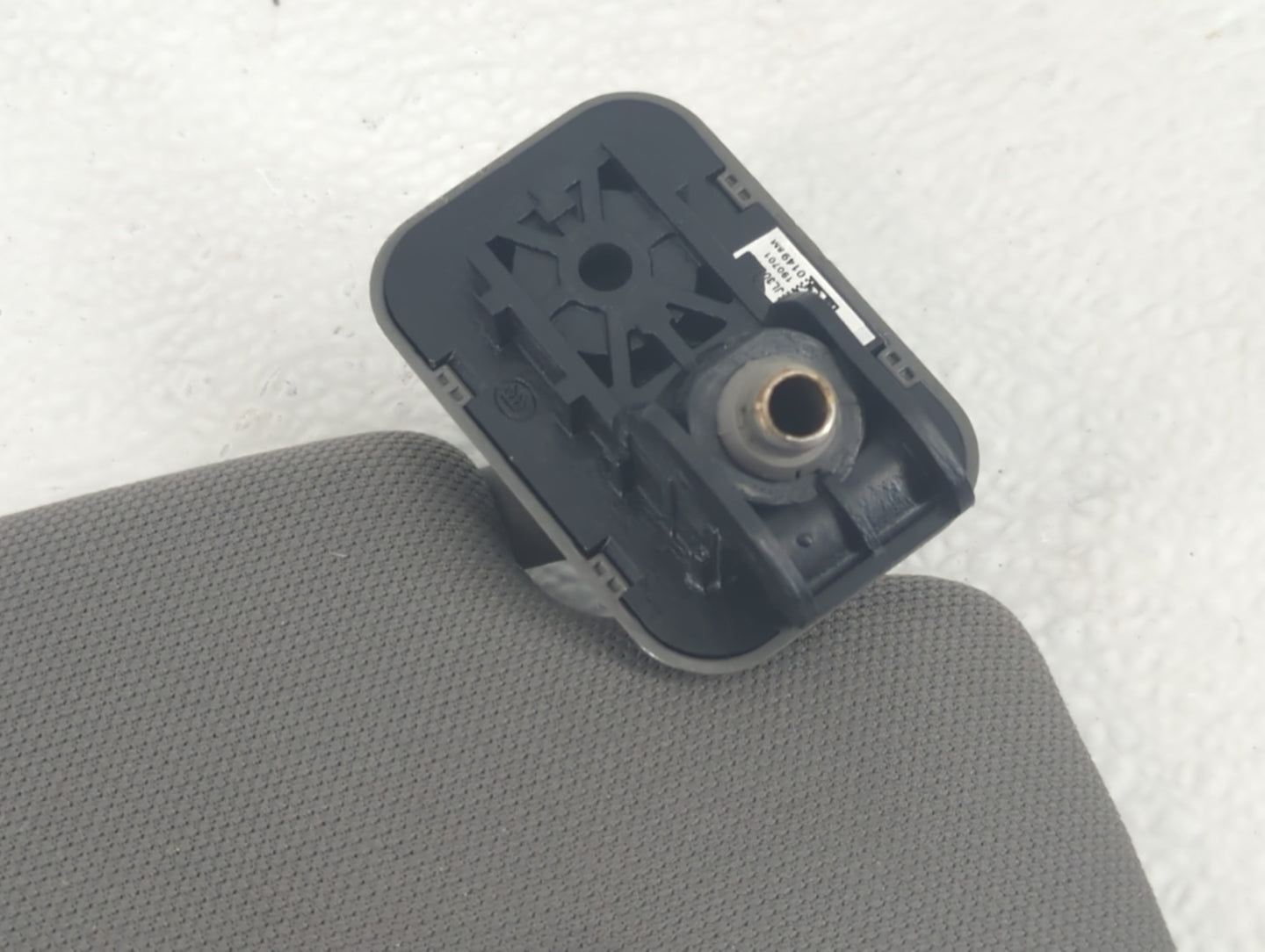 2018-2020 Ford F-150 Sun Visor Shade Replacement Driver Left Mirror Fits Fits 2018 2019 2020 OEM Used Auto Parts - Oemusedau