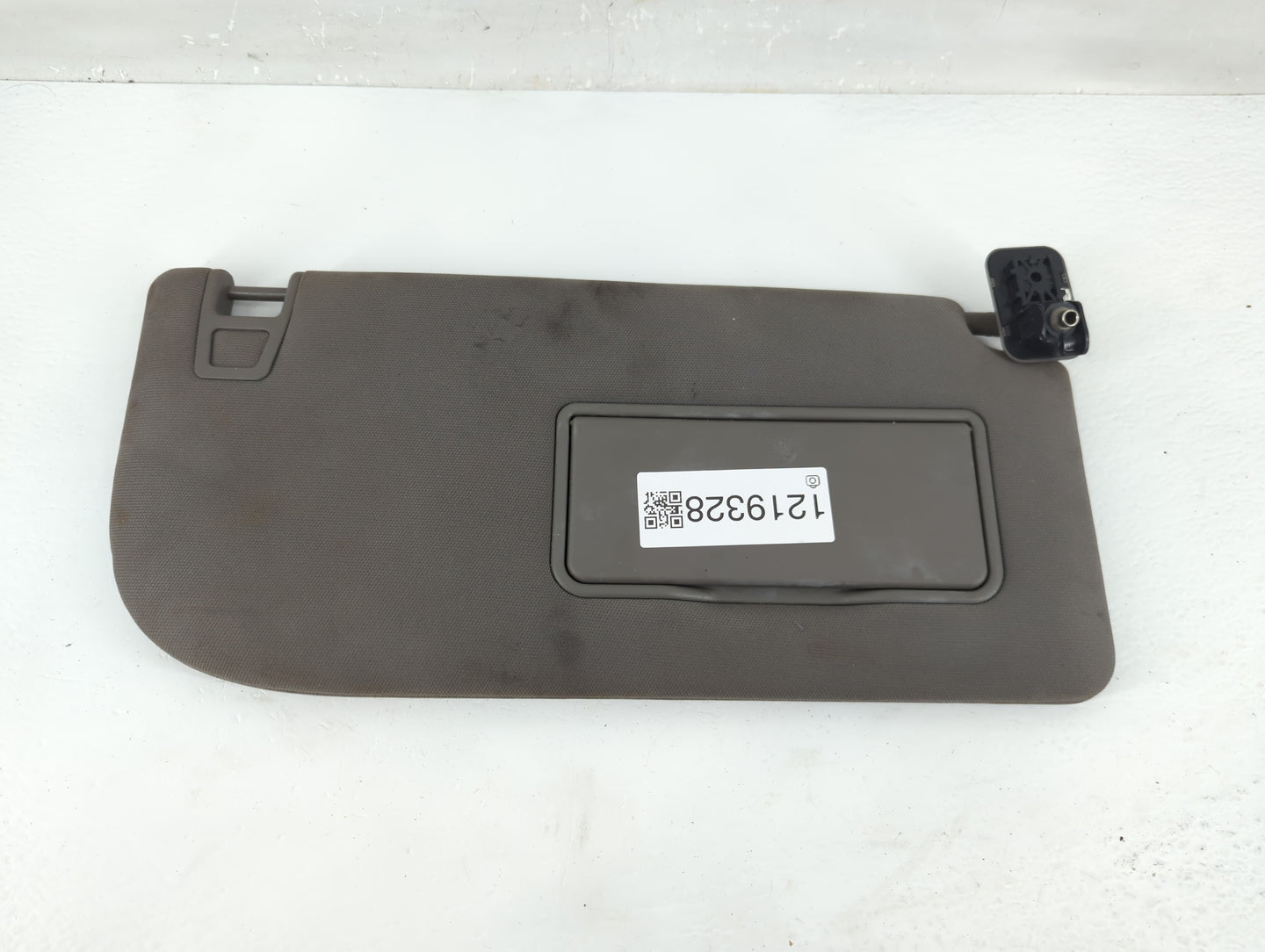 2018-2020 Ford F-150 Sun Visor Shade Replacement Passenger Right Mirror Fits Fits 2018 2019 2020 OEM Used Auto Parts - Oemus