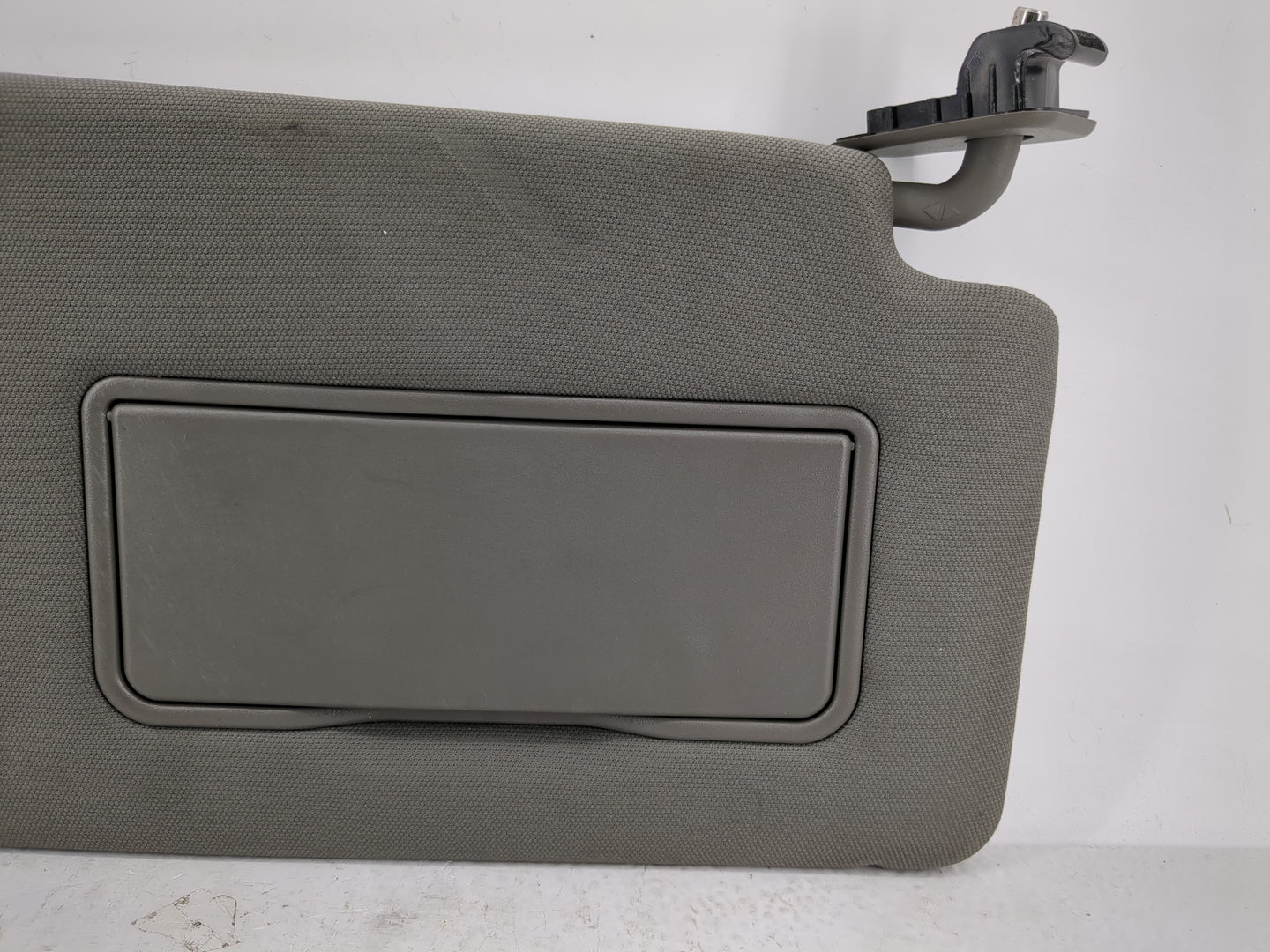 2018-2020 Ford F-150 Sun Visor Shade Replacement Passenger Right Mirror Fits Fits 2018 2019 2020 OEM Used Auto Parts - Oemus