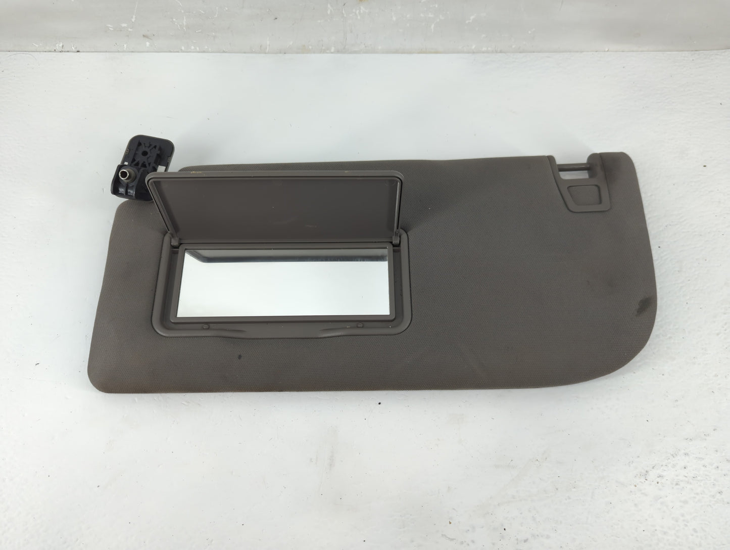 2018-2020 Ford F-150 Sun Visor Shade Replacement Driver Left Mirror Fits Fits 2018 2019 2020 OEM Used Auto Parts - Oemusedau