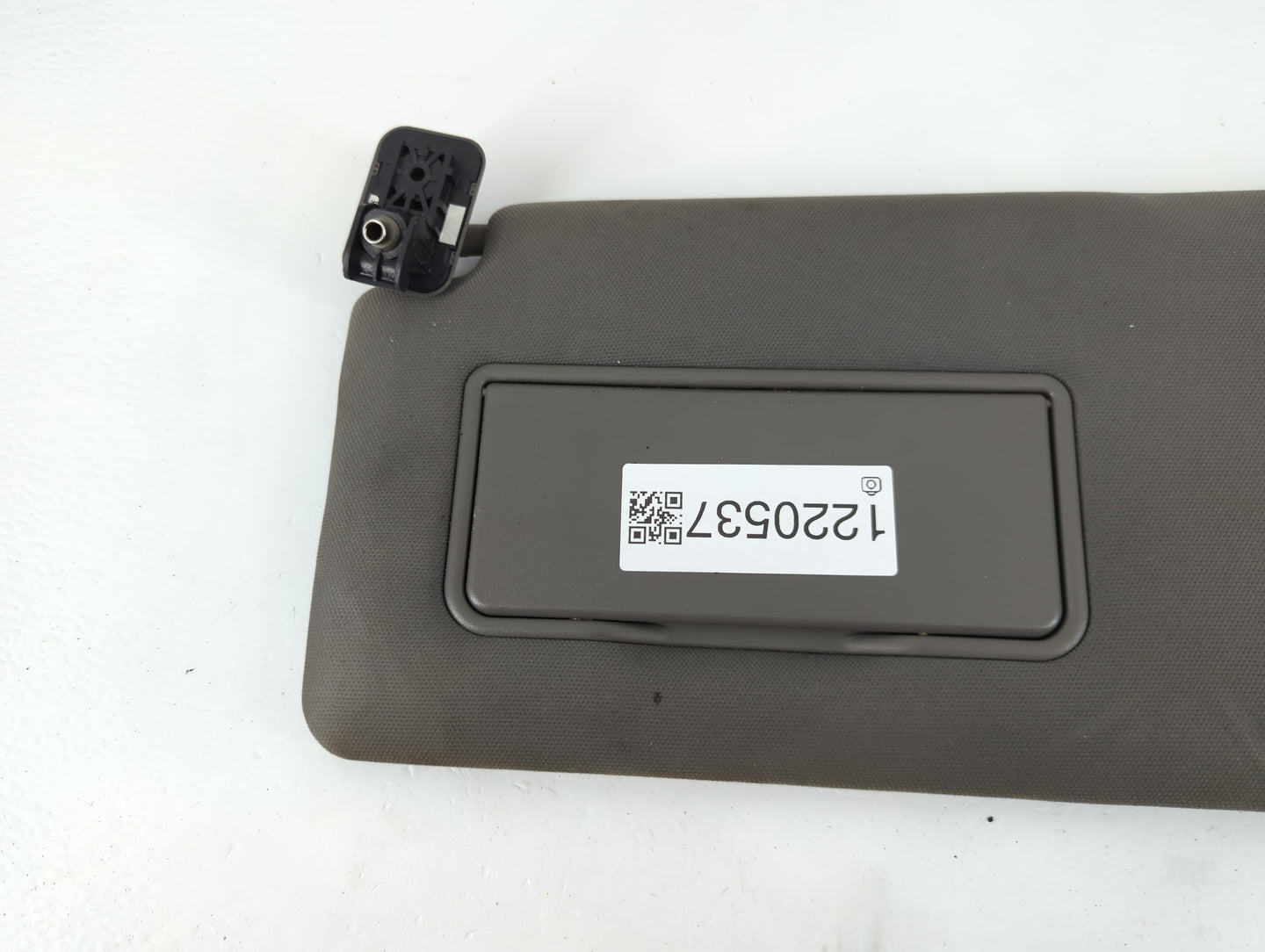 2018-2020 Ford F-150 Sun Visor Shade Replacement Driver Left Mirror Fits Fits 2018 2019 2020 OEM Used Auto Parts - Oemusedau
