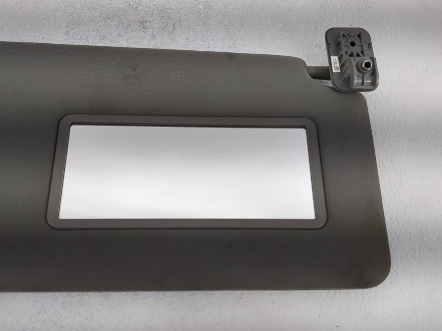 2018-2020 Ford F-150 Sun Visor Shade Replacement Passenger Right Mirror Fits Fits 2018 2019 2020 OEM Used Auto Parts - Oemus