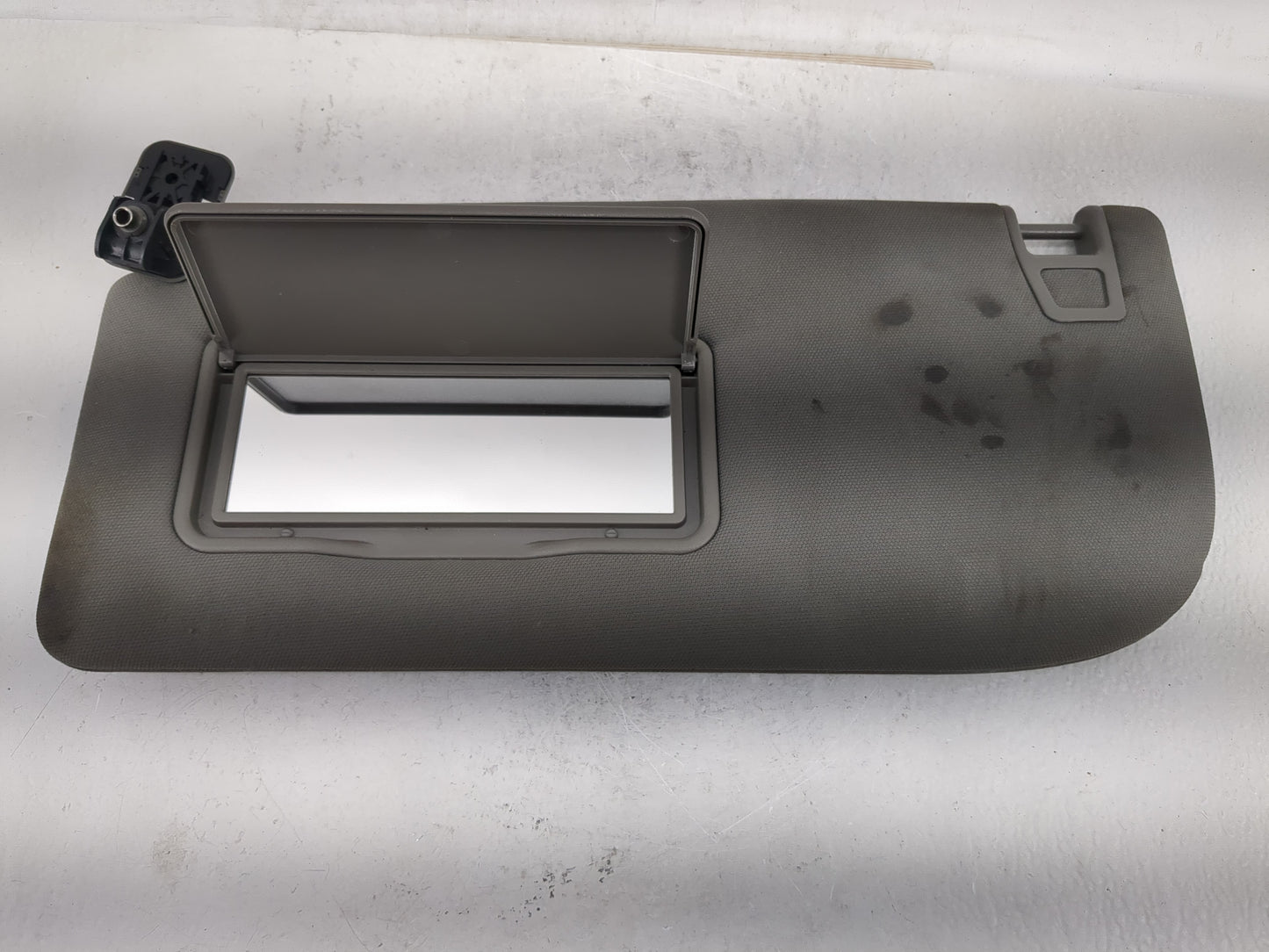 2018-2020 Ford F-150 Sun Visor Shade Replacement Driver Left Mirror Fits Fits 2018 2019 2020 OEM Used Auto Parts - Oemusedau