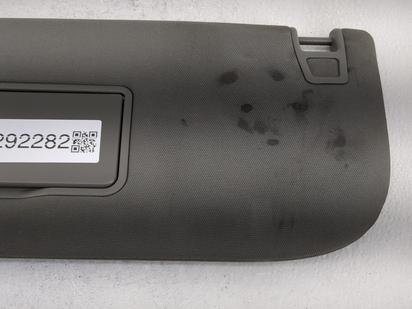 2018-2020 Ford F-150 Sun Visor Shade Replacement Driver Left Mirror Fits Fits 2018 2019 2020 OEM Used Auto Parts - Oemusedau