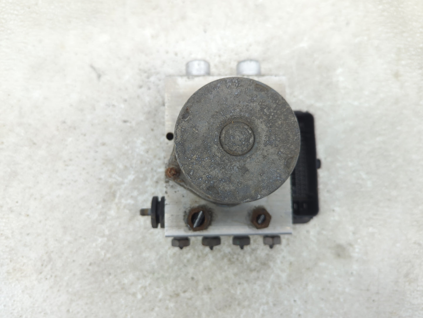 2019-2020 Ford F-150 ABS Pump Control Module Replacement P/N:KL3A-2B373-AE KL34-2B373-AE Fits Fits 2019 2020 OEM Used Auto P