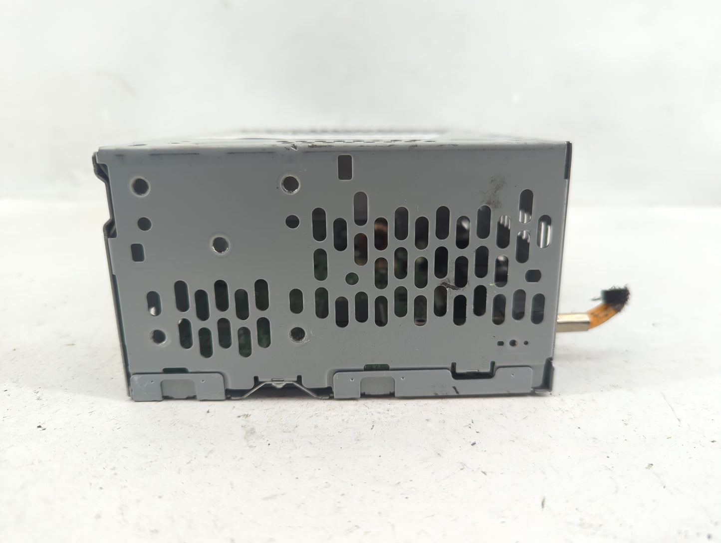 2019-2020 Ford F-150 Radio AM FM Cd Player Receiver Replacement P/N:KL3T-18D832-AG Fits Fits 2019 2020 OEM Used Auto Parts -