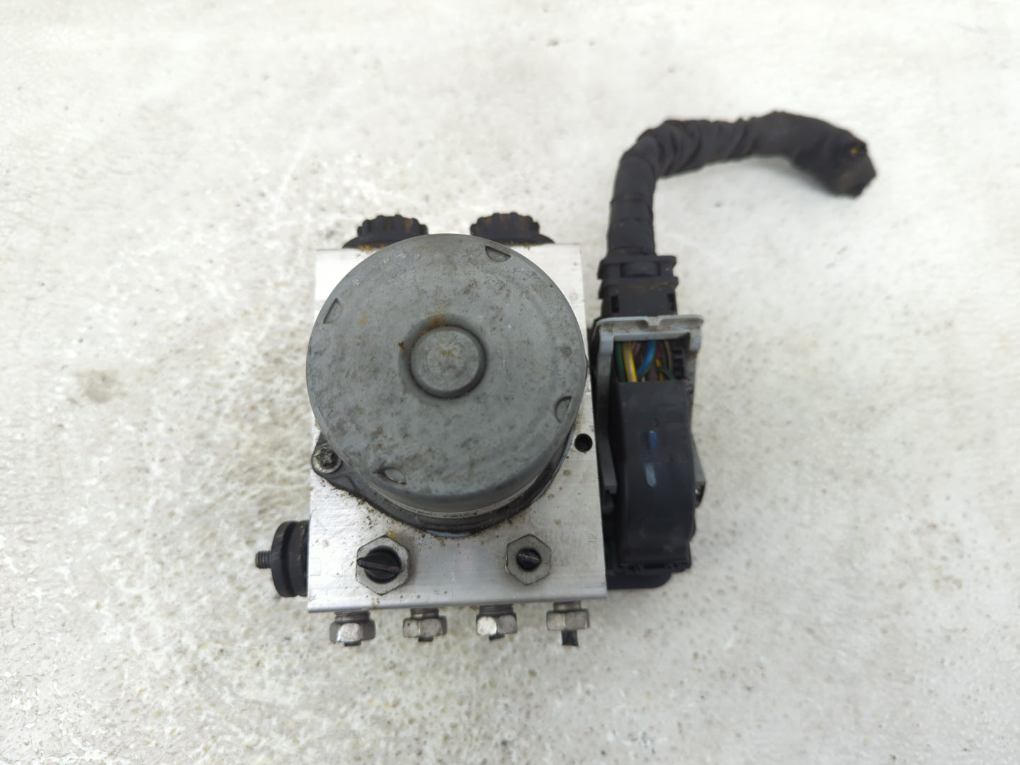 2019-2020 Ford F-150 ABS Pump Control Module Replacement P/N:JL34-2B373-AH Fits Fits 2019 2020 OEM Used Auto Parts - Oemused