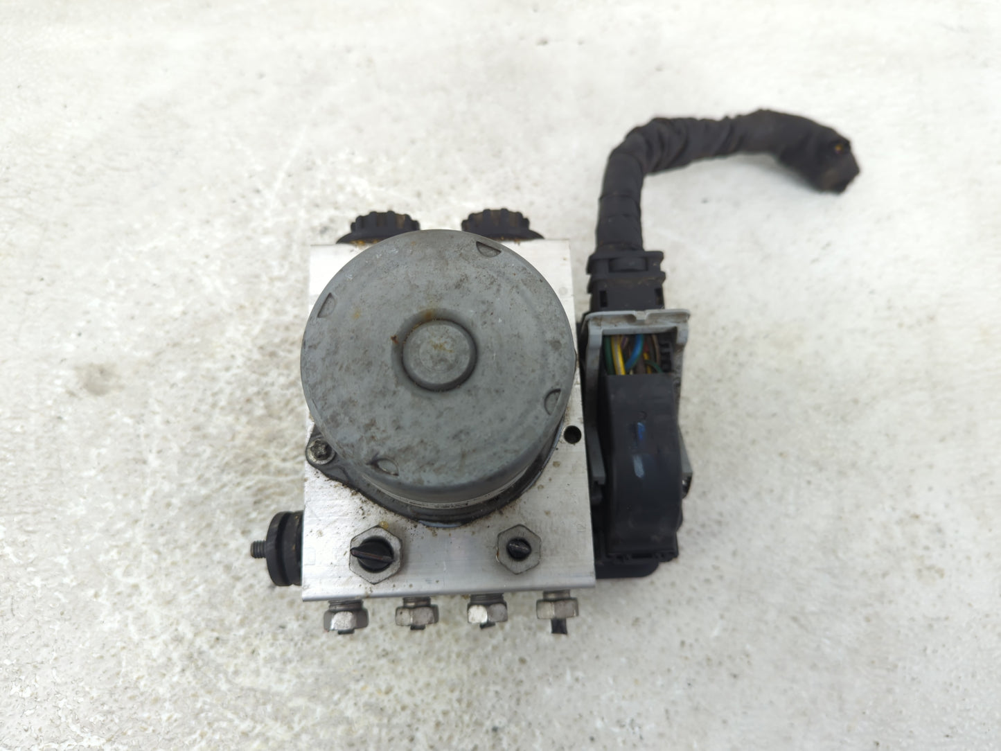 2019-2020 Ford F-150 ABS Pump Control Module Replacement P/N:JL34-2B373-AH Fits Fits 2019 2020 OEM Used Auto Parts - Oemused