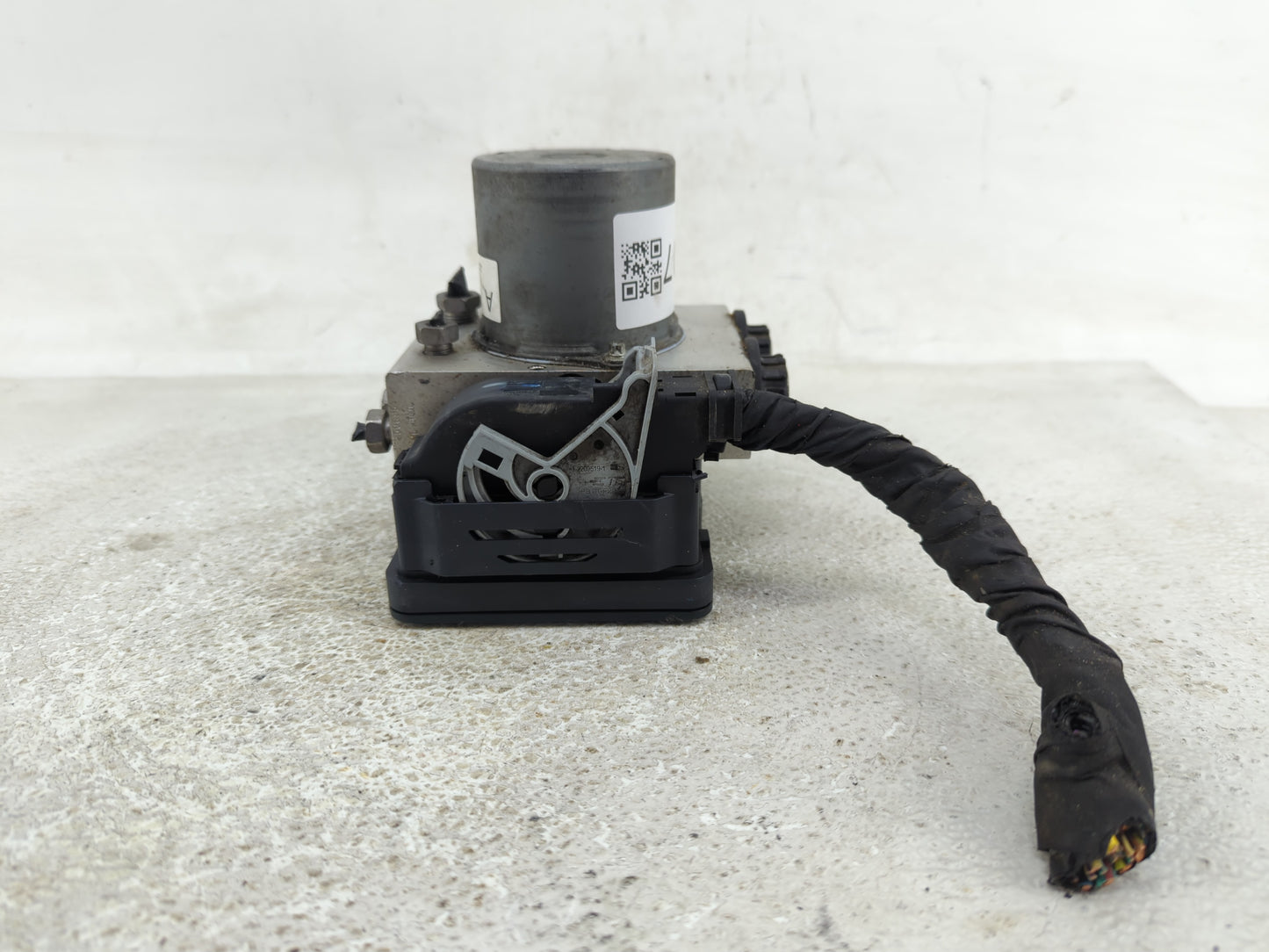2019-2020 Ford F-150 ABS Pump Control Module Replacement P/N:JL34-2B373-AH Fits Fits 2019 2020 OEM Used Auto Parts - Oemused