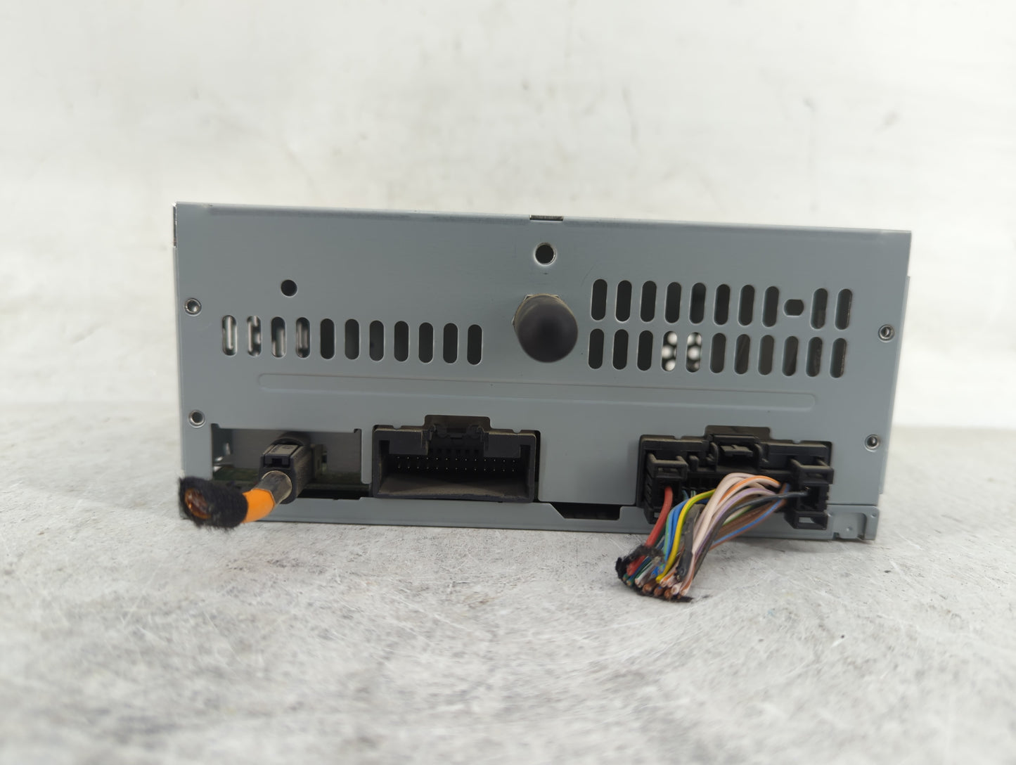2019-2020 Ford F-150 Radio AM FM Cd Player Receiver Replacement P/N:KL3T-18D832-AH Fits Fits 2019 2020 OEM Used Auto Parts -
