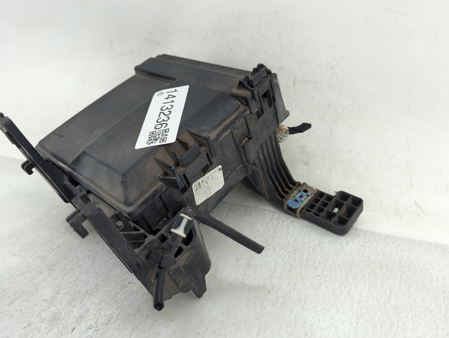 2018-2020 Ford F-150 Fusebox Fuse Box Panel Relay Module Fits Fits 2018 2019 2020 OEM Used Auto Parts - Oemusedautoparts1.co