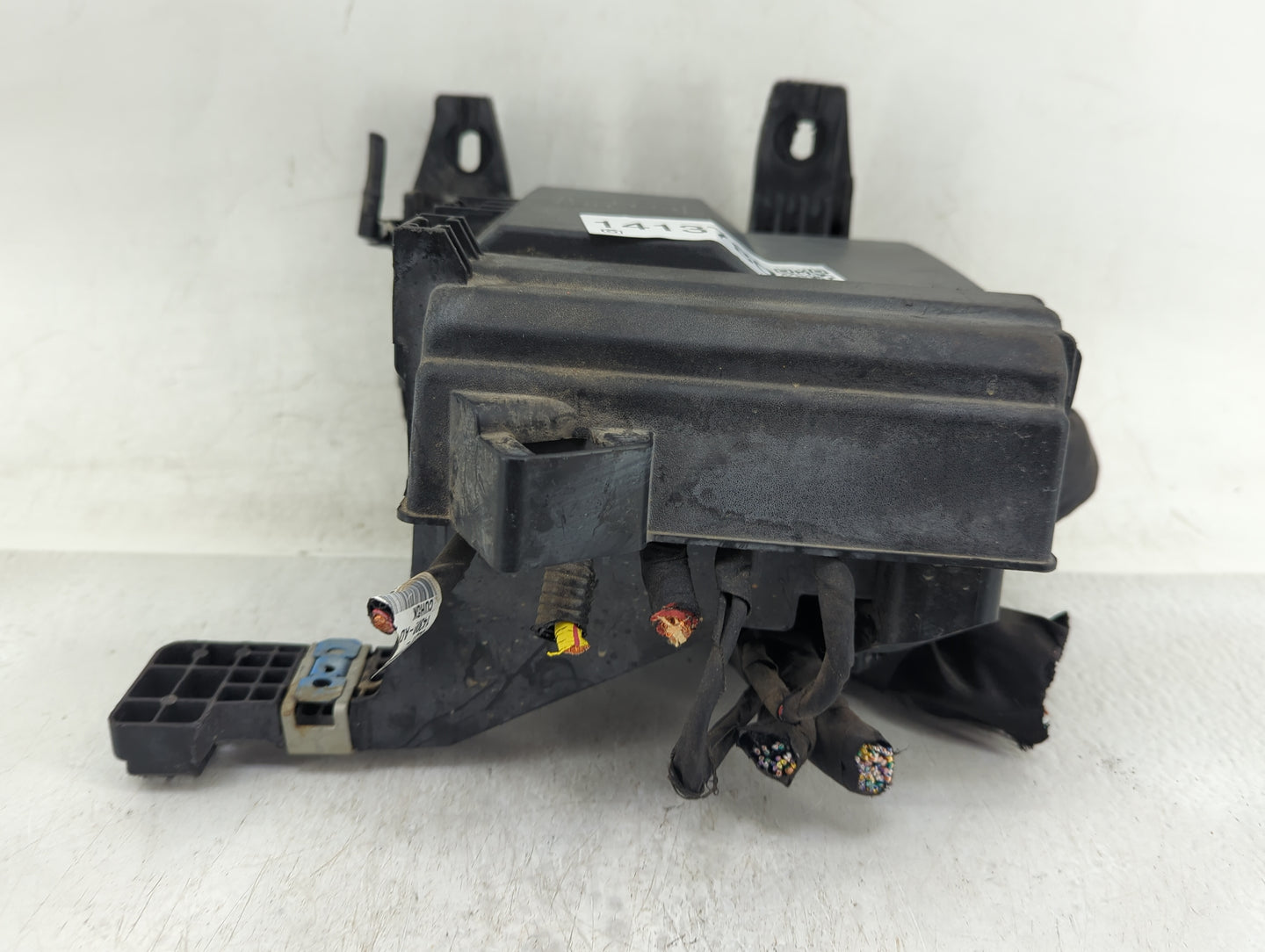 2018-2020 Ford F-150 Fusebox Fuse Box Panel Relay Module Fits Fits 2018 2019 2020 OEM Used Auto Parts - Oemusedautoparts1.co