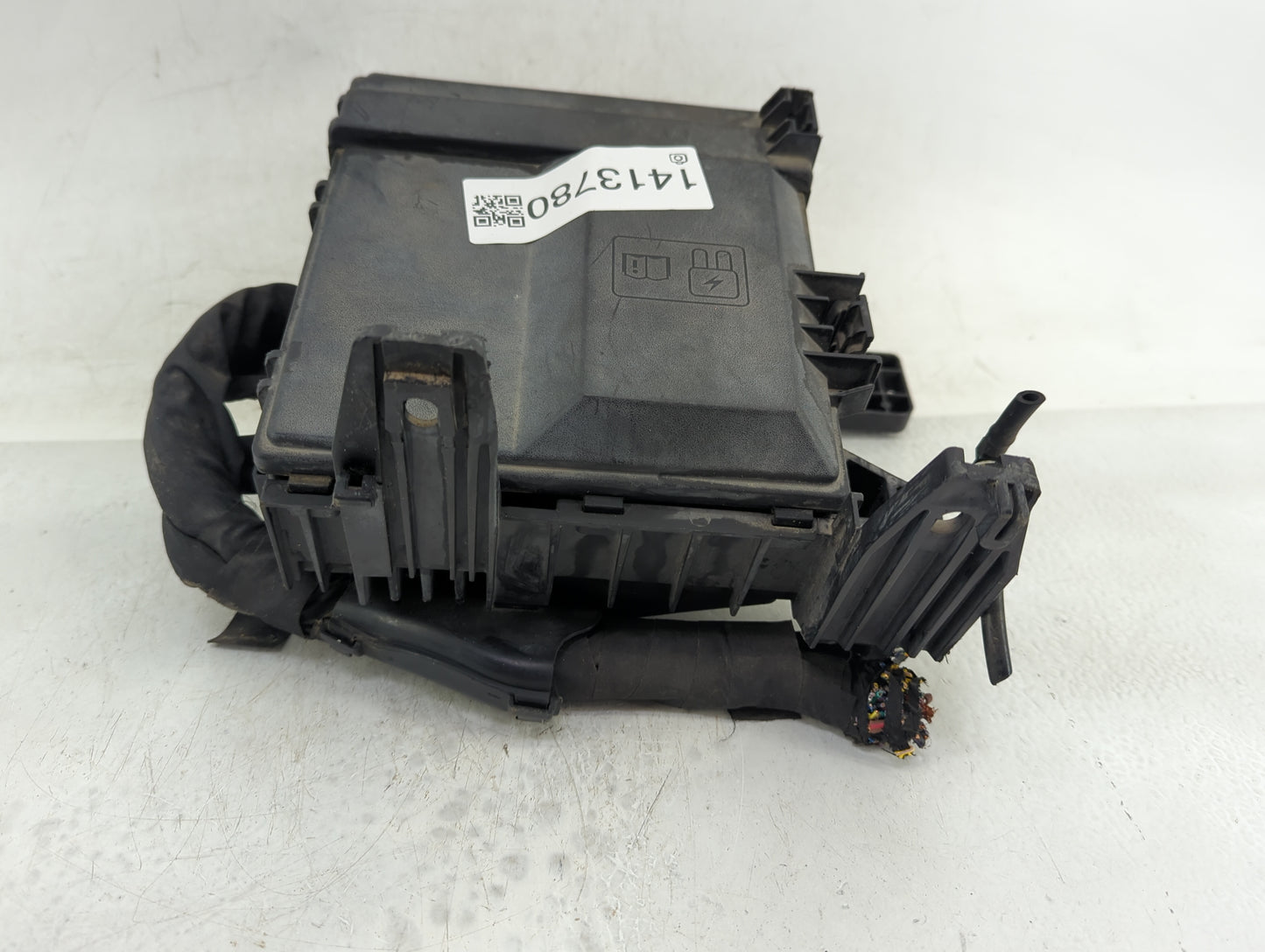 2018-2020 Ford F-150 Fusebox Fuse Box Panel Relay Module Fits Fits 2018 2019 2020 OEM Used Auto Parts - Oemusedautoparts1.co
