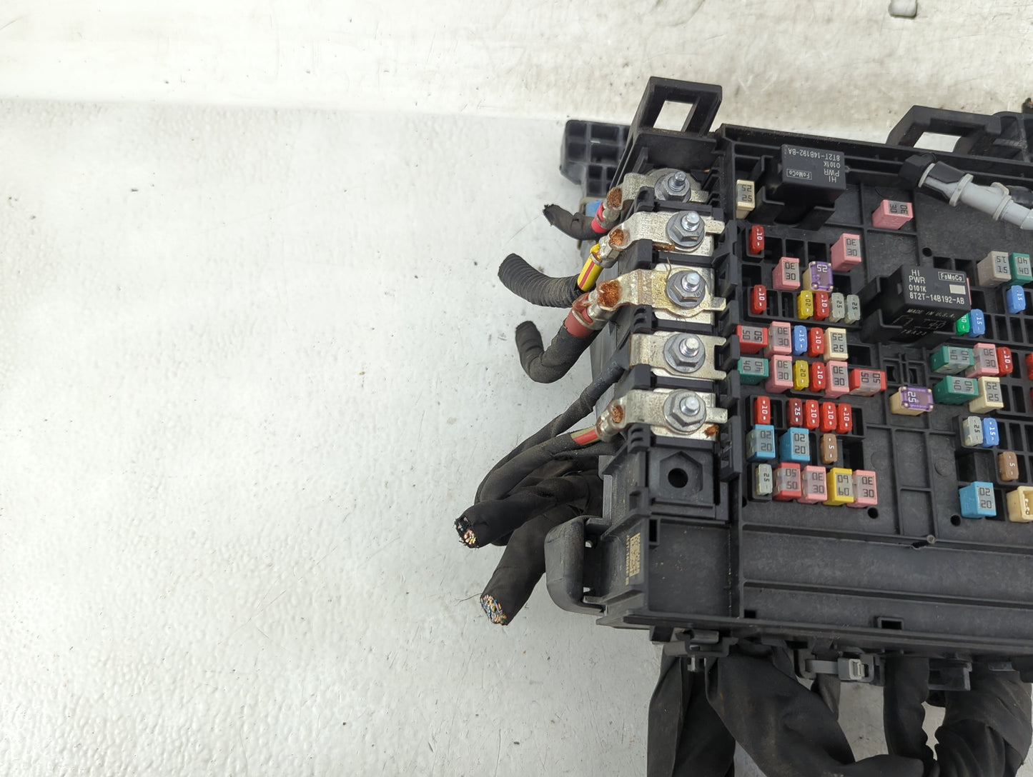 2018-2020 Ford F-150 Fusebox Fuse Box Panel Relay Module P/N:JJ5T-14A003-EA JU5T-14A003-EA Fits Fits 2018 2019 2020 OEM Used