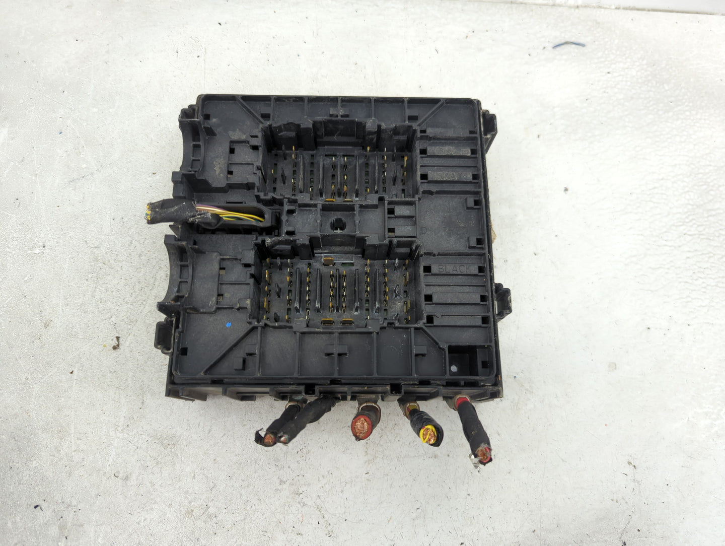2018-2020 Ford F-150 Fusebox Fuse Box Panel Relay Module P/N:JU5T-14A003-EA Fits Fits 2018 2019 2020 OEM Used Auto Parts - O