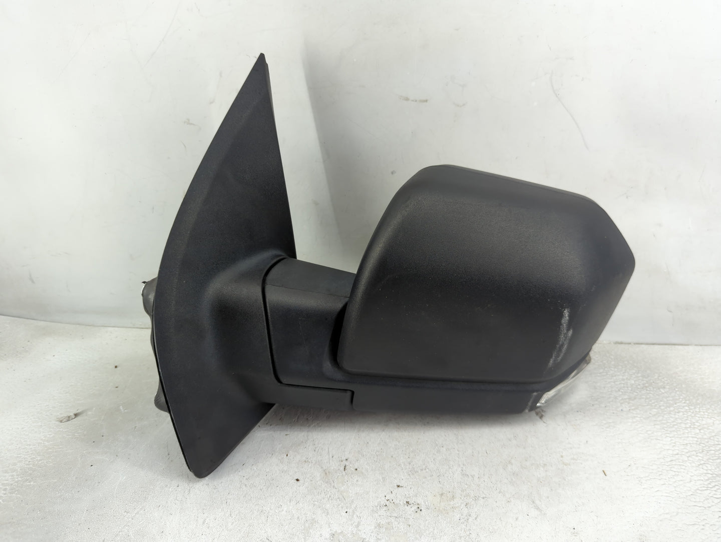 2015-2020 Ford F-150 Driver Side View Mirror - Left Door Mirror OEM Used - Oemusedautoparts1.com
