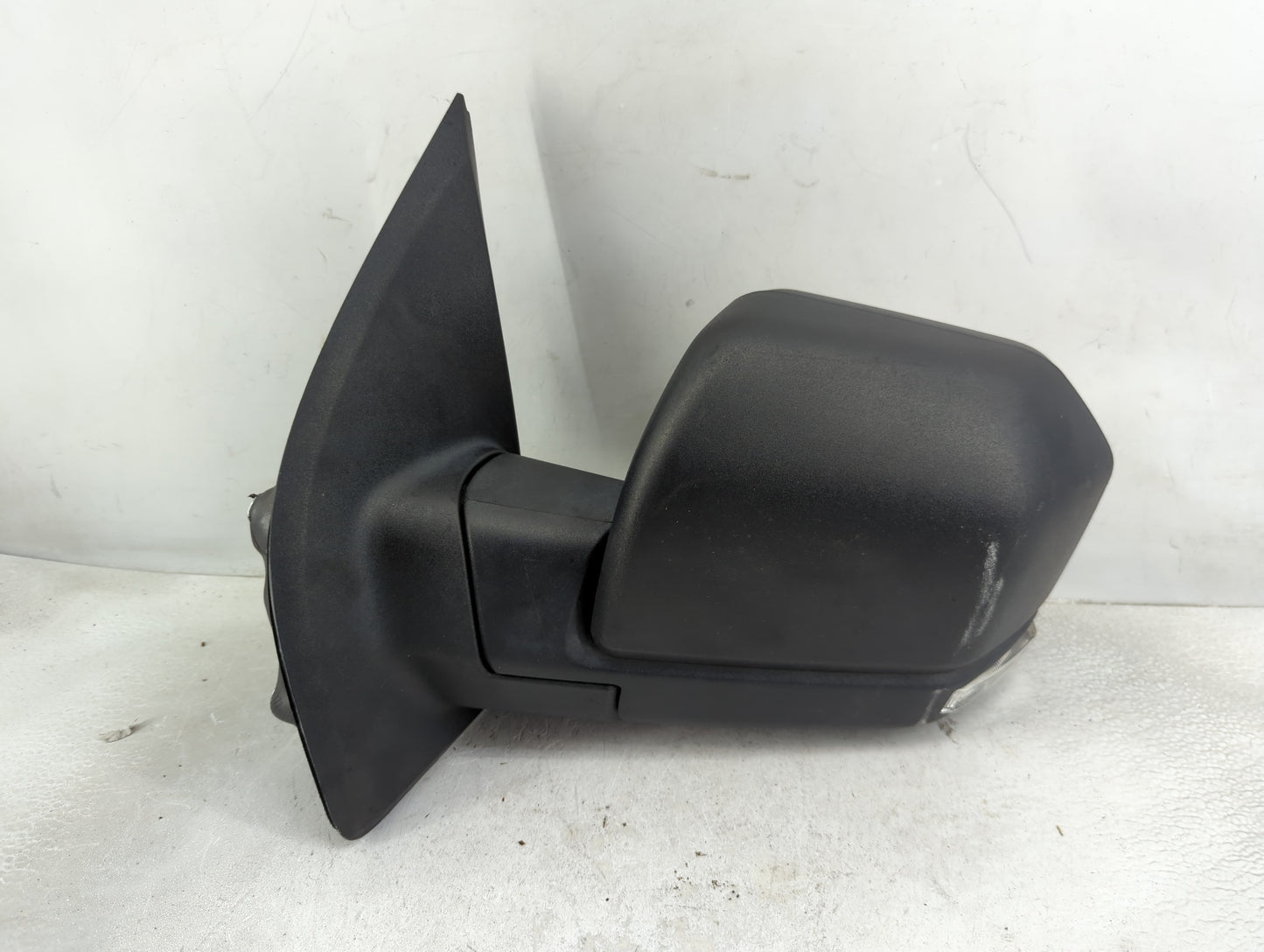 2015-2020 Ford F-150 Driver Side View Mirror - Left Door Mirror OEM Used - Oemusedautoparts1.com