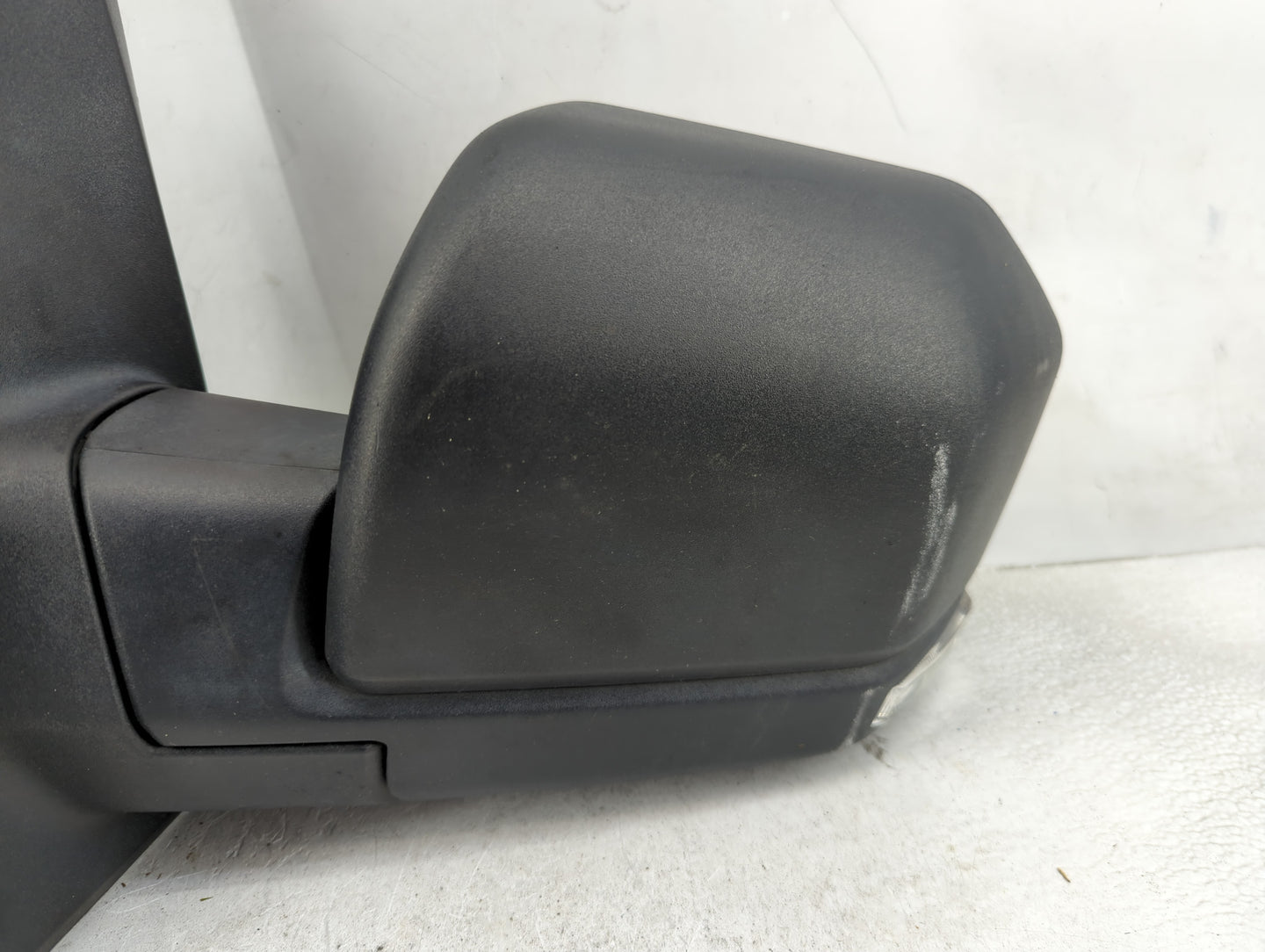 2015-2020 Ford F-150 Driver Side View Mirror - Left Door Mirror OEM Used - Oemusedautoparts1.com