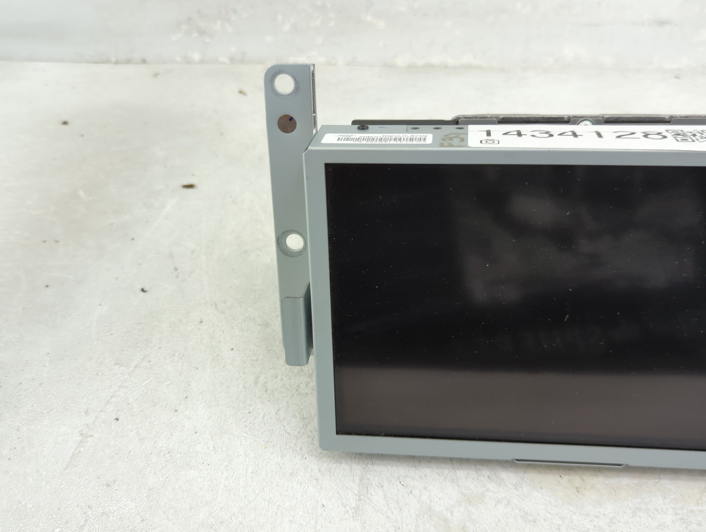 2019-2020 Ford F-150 Information Display Screen Black - Oemusedautoparts1.com