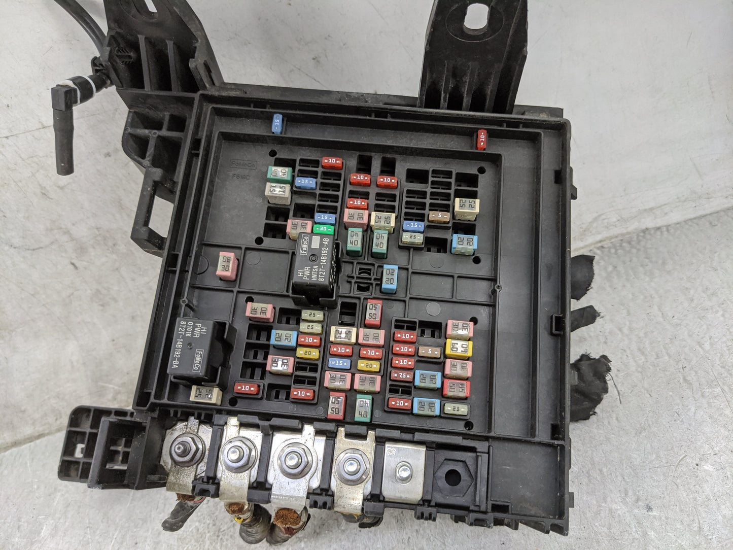 2018-2020 Ford F-150 Fusebox Fuse Box Panel Relay Module P/N:JU5T-14A003-EA 8127-14B192-AB Fits Fits 2018 2019 2020 OEM Used