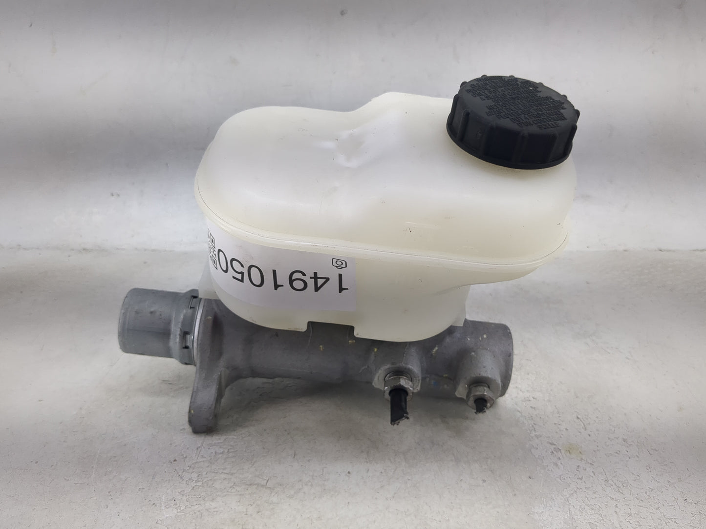 2018-2020 Ford F-150 Brake Master Cylinder 1491050 - Oemusedautoparts1.com