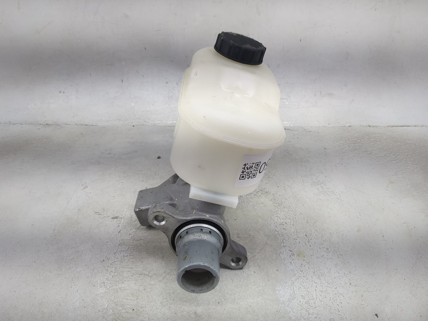 2018-2020 Ford F-150 Brake Master Cylinder 1491050 - Oemusedautoparts1.com
