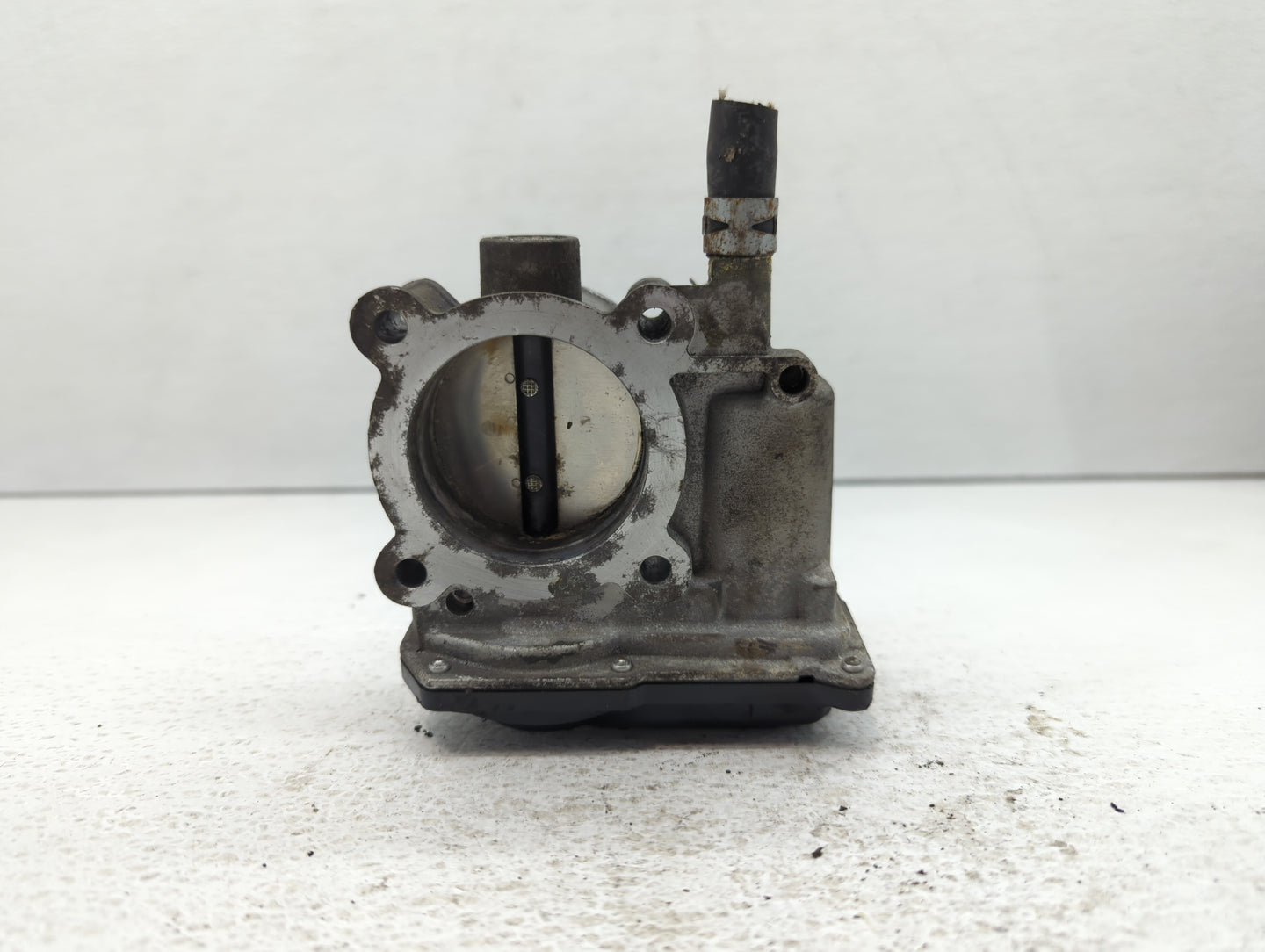 2017-2022 Ford F-150 Throttle Body P/N:220330-0T080 HL3E9F991 AA Fits Fits 2017 2018 2019 2020 2021 2022 OEM Used Auto Parts