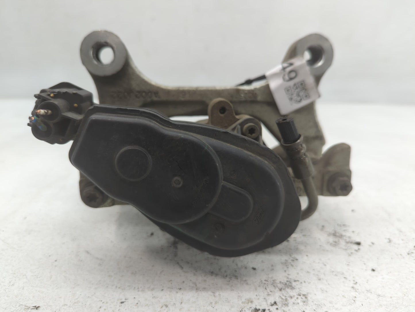2017-2020 Ford F-150 Front Driver Left Brake Caliper - Oemusedautoparts1.com