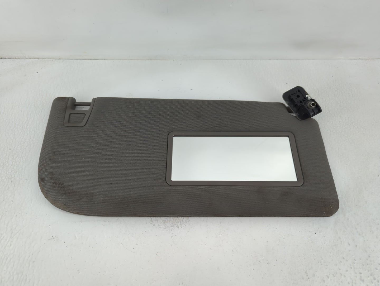 2018-2020 Ford F-150 Sun Visor Shade Replacement Passenger Right Mirror Fits Fits 2018 2019 2020 OEM Used Auto Parts - Oemus